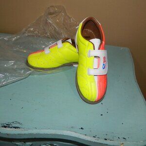 Team Cobra TCR-GV Glow Youth Bowling Shoes Size 2.5-4 YOUTH